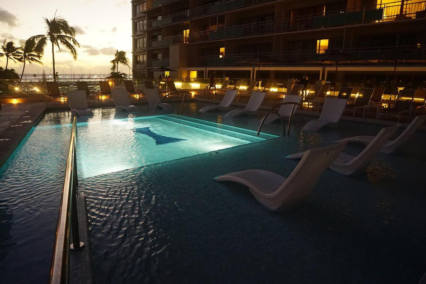 هونولولو Ilikai Hotel Condo With Kitchen And Ocean View الغرفة الصورة